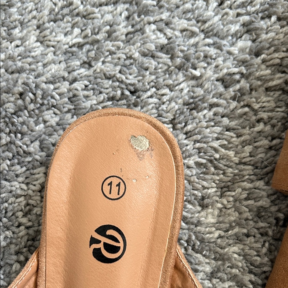 Pointed-Toe Tan Suede Slip-On Mules with Crossover Vamp - Picture 4 of 5